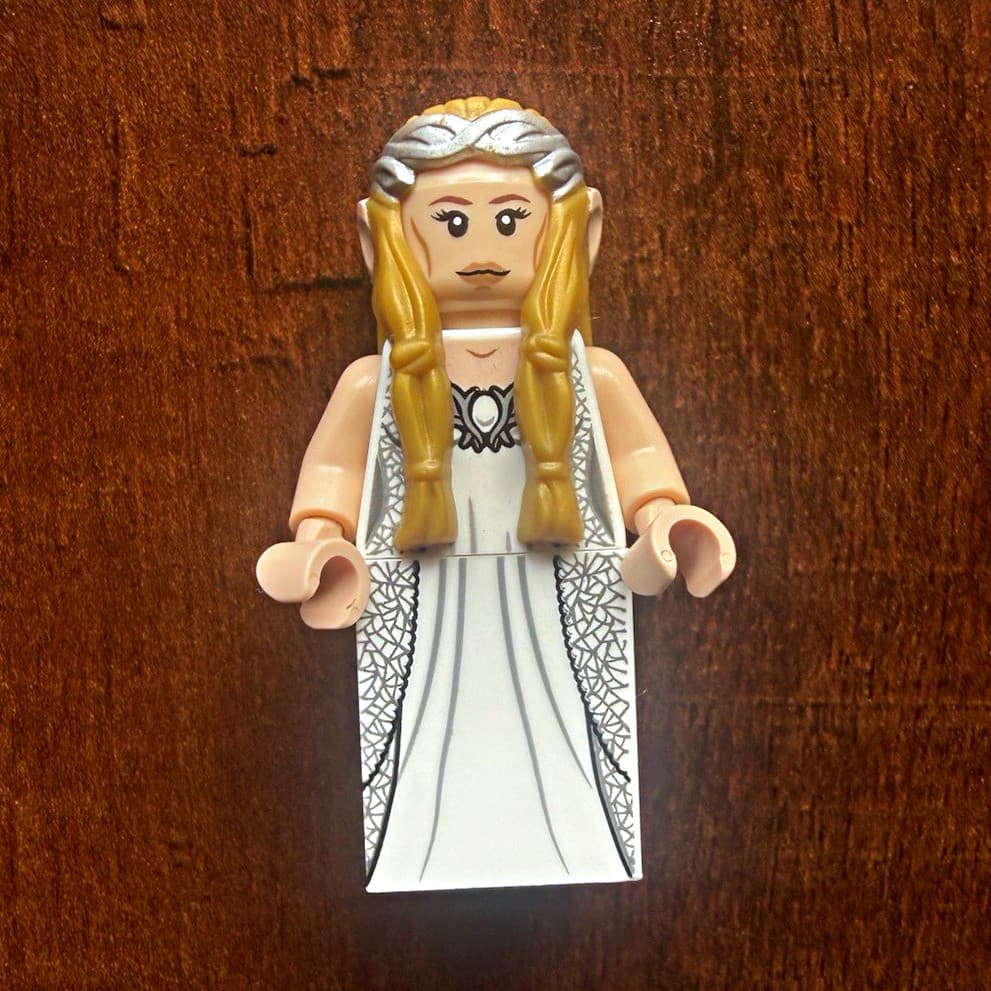 Listing photo for LEGO Galadriel Minifigure The Hobbit lor103