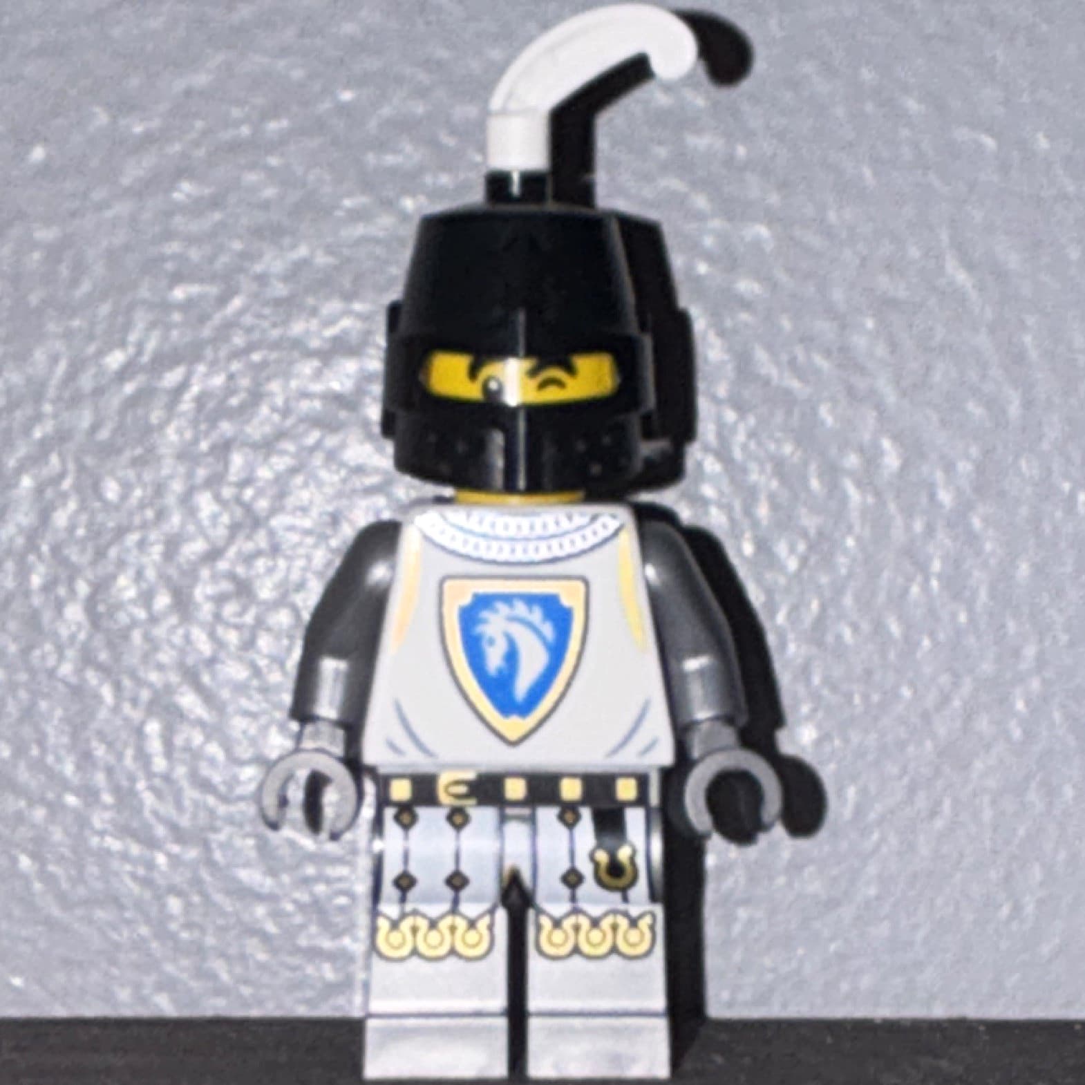 Listing photo for LEGO Castle Knight Minifigure White Armor Black Helmet with Plume