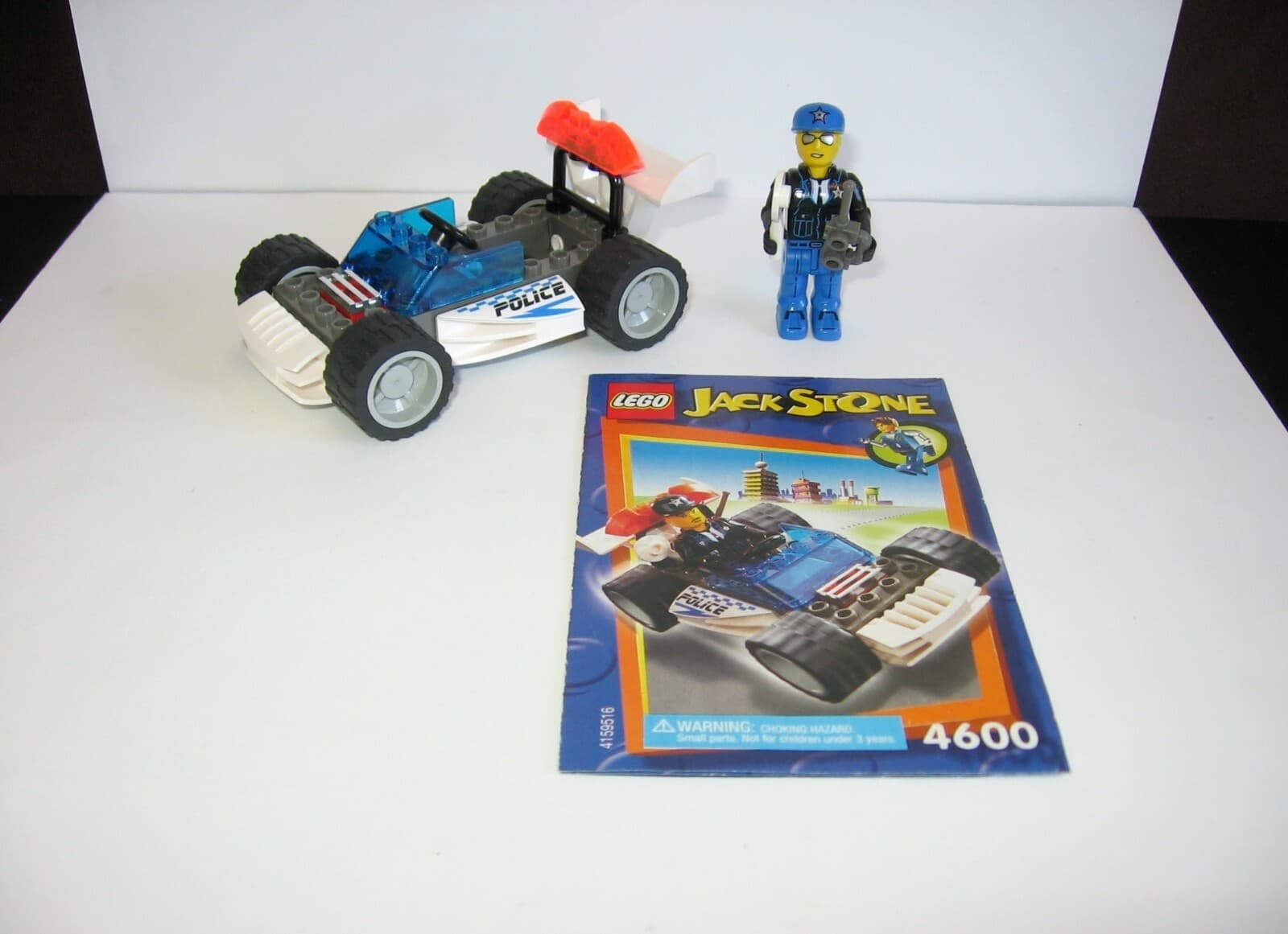 Listing photo for Lego set 4600 Police Cruiser – 23 Pieces – 1 Figure - Jack Stone