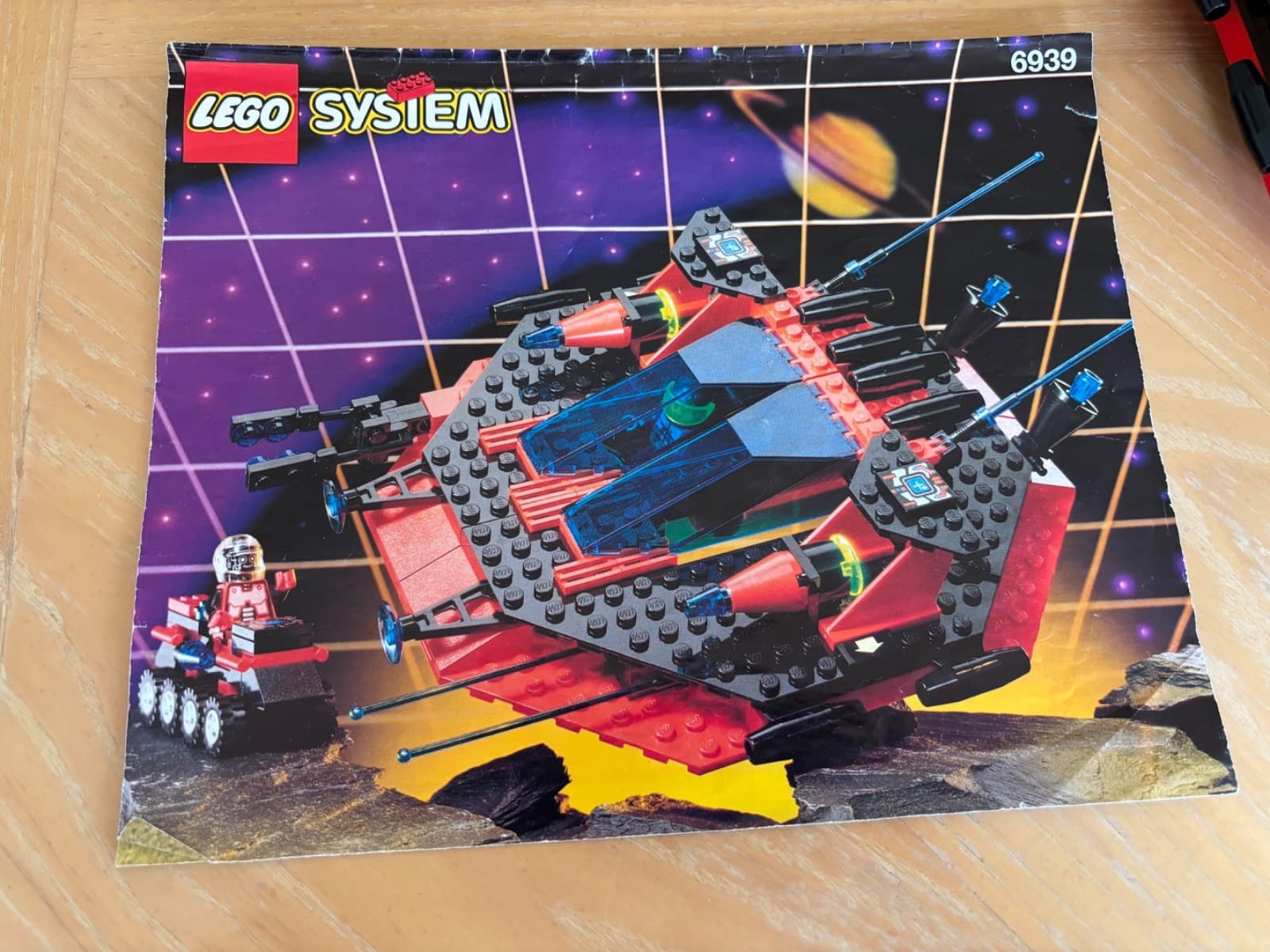 Listing photo for Lego 6939 SaucerCenturion 1994 - 100% Complete, Instructions, No Box