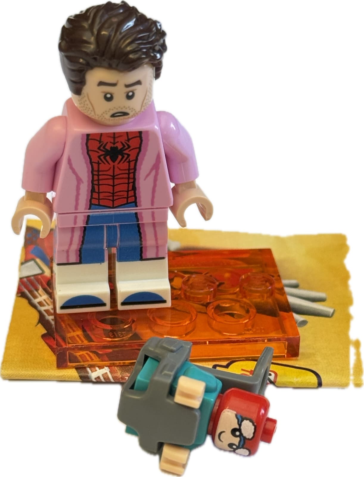 Listing photo for LEGO SPIDER-MAN: Across Spider-Verse PETER B. PARKER/MAY “MAYDAY” PARKER 71050