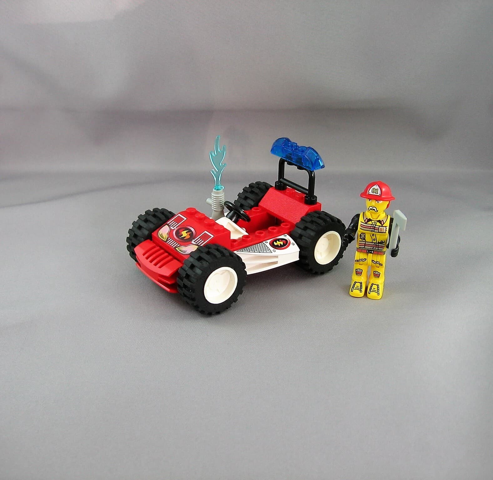 Listing photo for Lego set 4601 – Fire Cruiser – 22 Pieces – 1 Minifig – Jack Stone