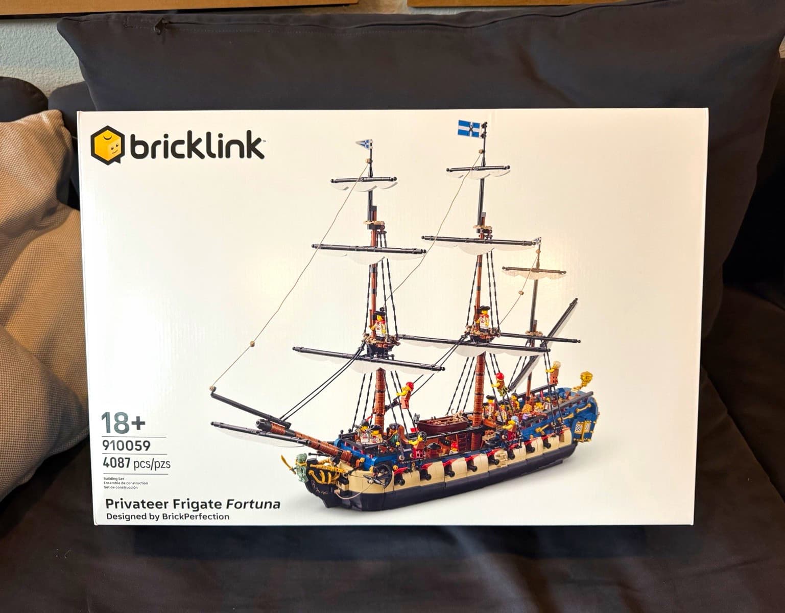 Listing photo for LEGO BrickLink Designer Program Privateer Frigate Fortuna 910059 4087 pcs 18+