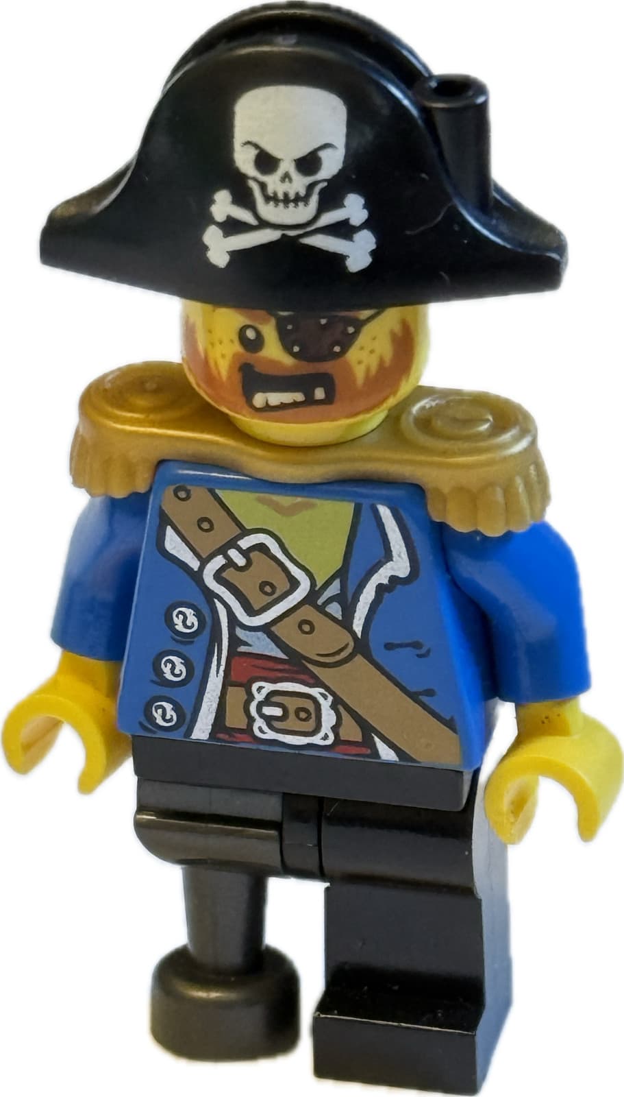 Listing photo for Lego MINIFIGURES Lego Pirate Captain Minifigure from set 31109 Pirates Blue ...