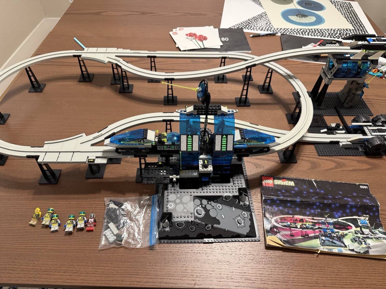 Listing photo for LEGO Space: Monorail Transport Base (6991) 95% Complete W/ Instructions Vintage