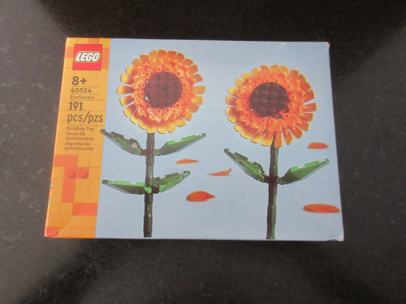 Listing photo for NEW LEGO 40524 Sunflowers Complete Unopened Set