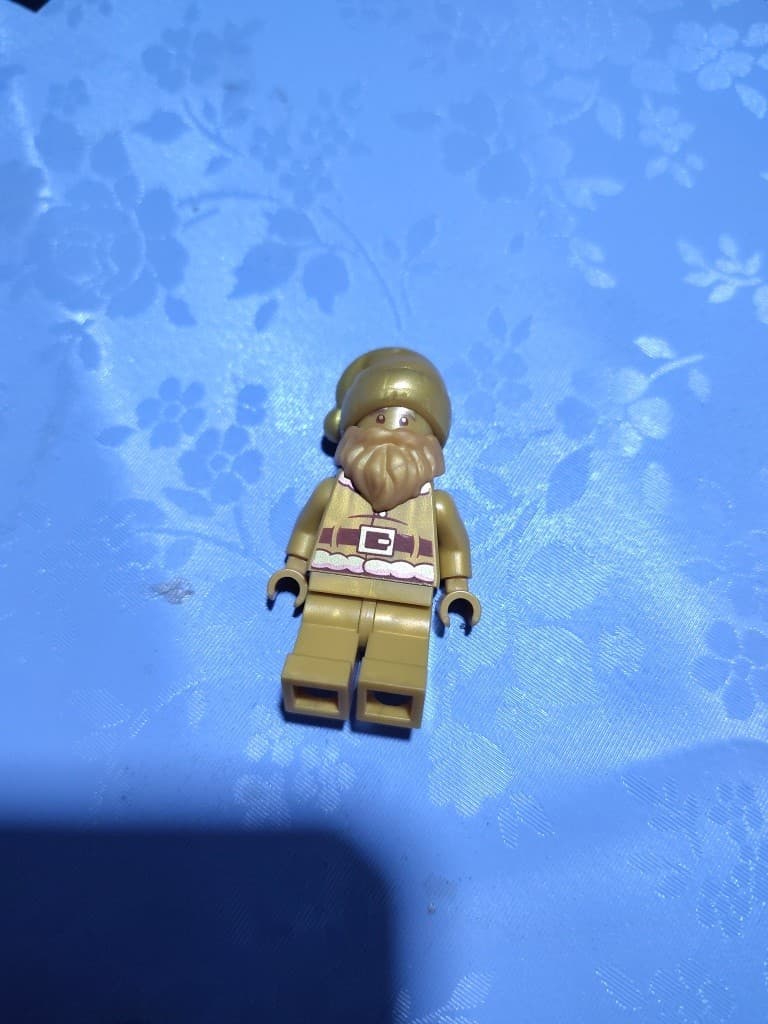 Listing photo for LEGO Pearl Gold Santa Minifigure hol400 BAM 2025 Christmas 30th Anniversary