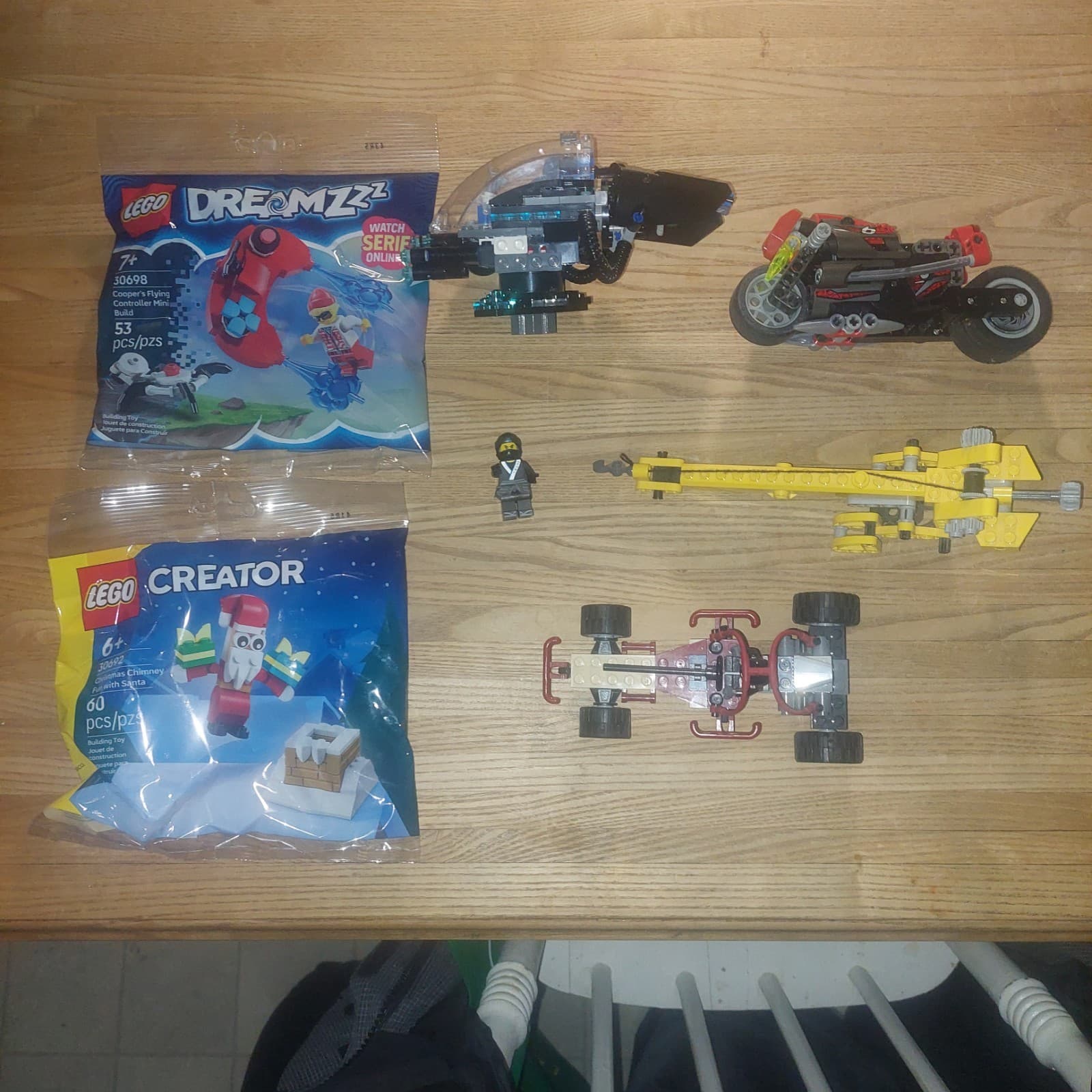 Listing photo for Lego Lot Sealed Polybag Plus Incomplete Parts