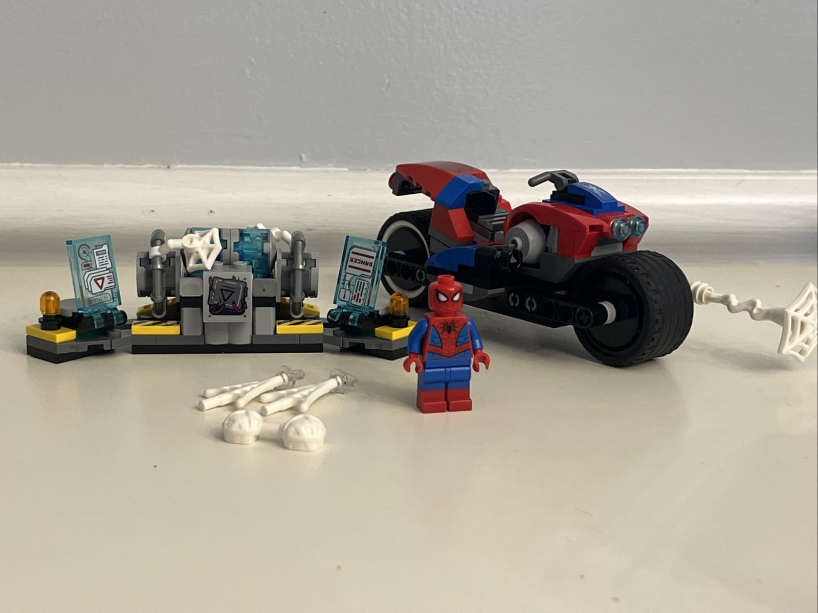 Listing photo for LEGO Spider-Man Bike Rescue Super Heroes (76113)