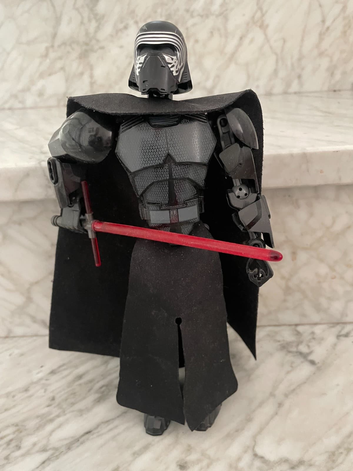 Listing photo for LEGO Star Wars: Kylo Ren (75117) Mint! With original box