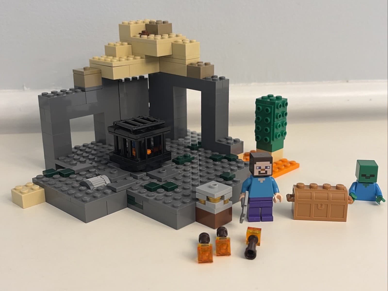 Listing photo for LEGO Minecraft The Dungeon Set 21119