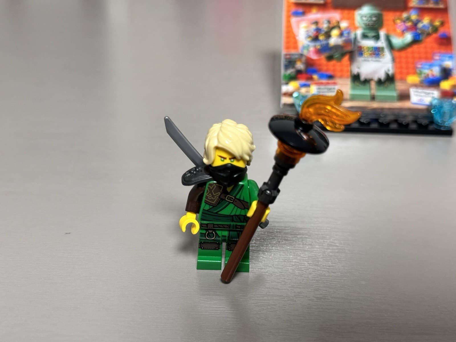 Listing photo for LEGO Minifigure Ninjago Secrets Of Forbidden Spinjitzu Lloyd Hair 70671 Complete
